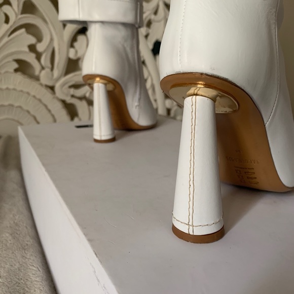 Jacquemus white boots - Picture 3 of 8